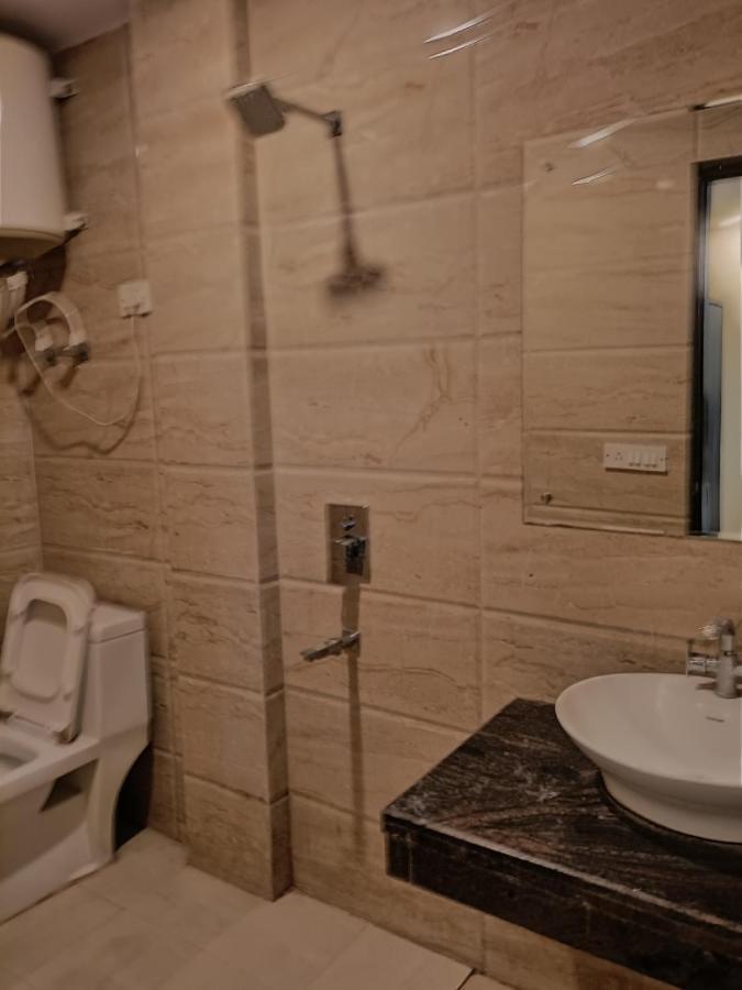 Hotel Aerotech Near Igi Airport Nuova Delhi Esterno foto