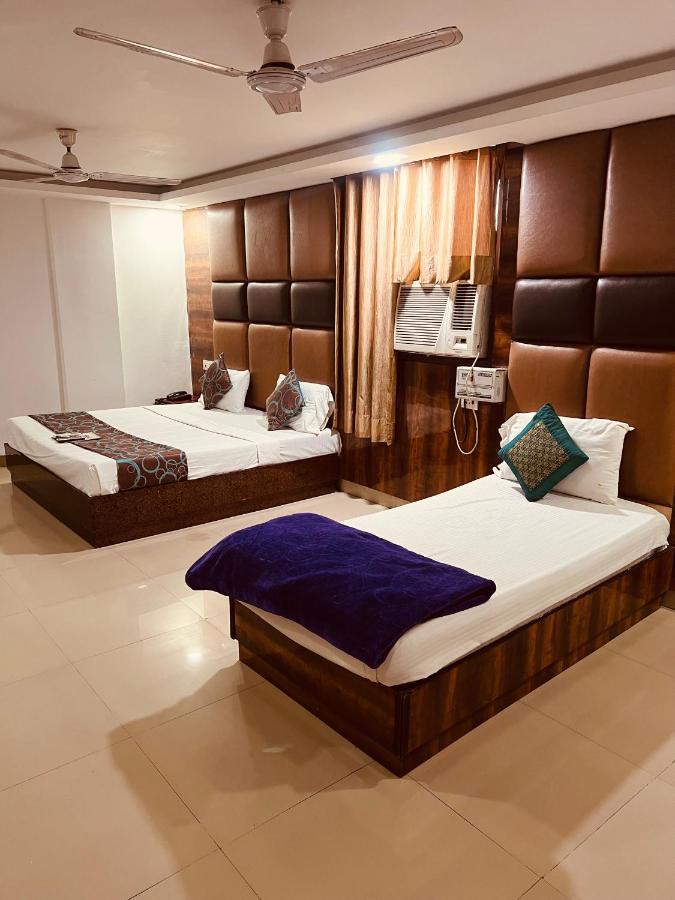 Hotel Aerotech Near Igi Airport Nuova Delhi Esterno foto